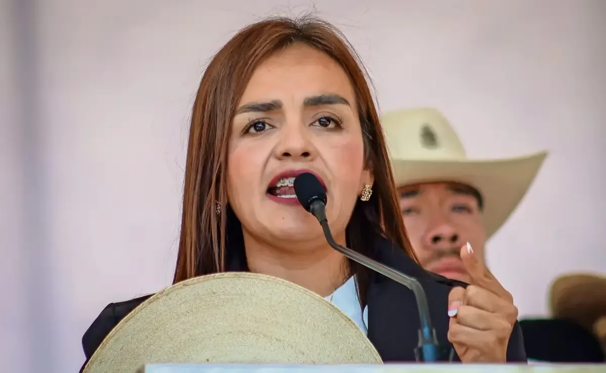 La presidenta municipal de Uruapan asegura que la lucha por la justicia continuará a pesar de los ataques.