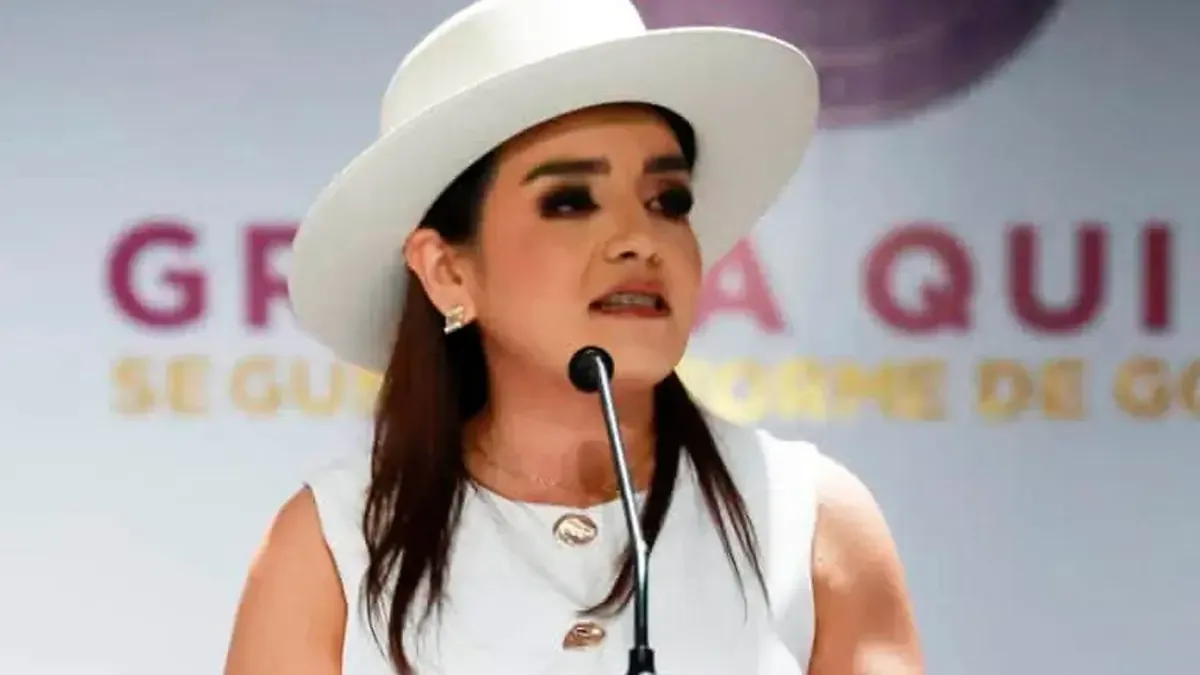 La alcaldesa de Uruapan pide atención a caso de homicidio, pero la presidenta opta por evitar encuentros con aspirantes.