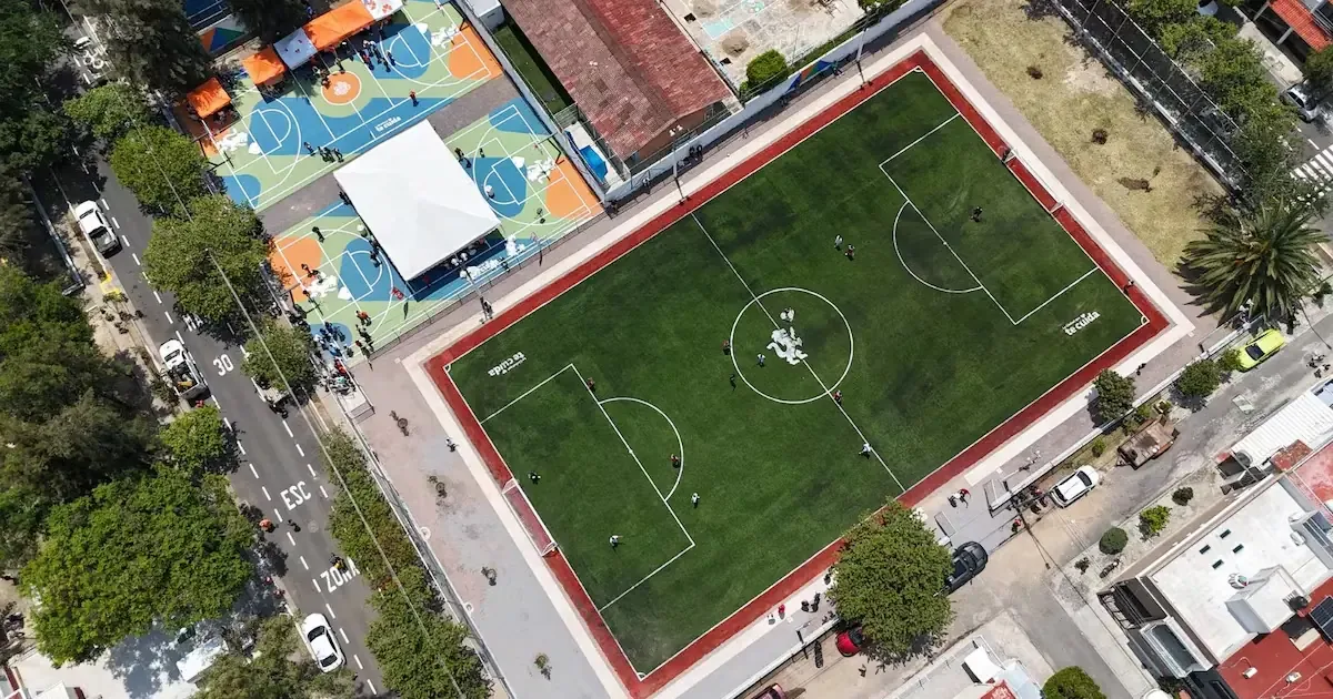 La presidenta Vero Delgadillo supervisa obras y anuncia nuevas inversiones para mejorar la infraestructura urbana de Guadalajara.