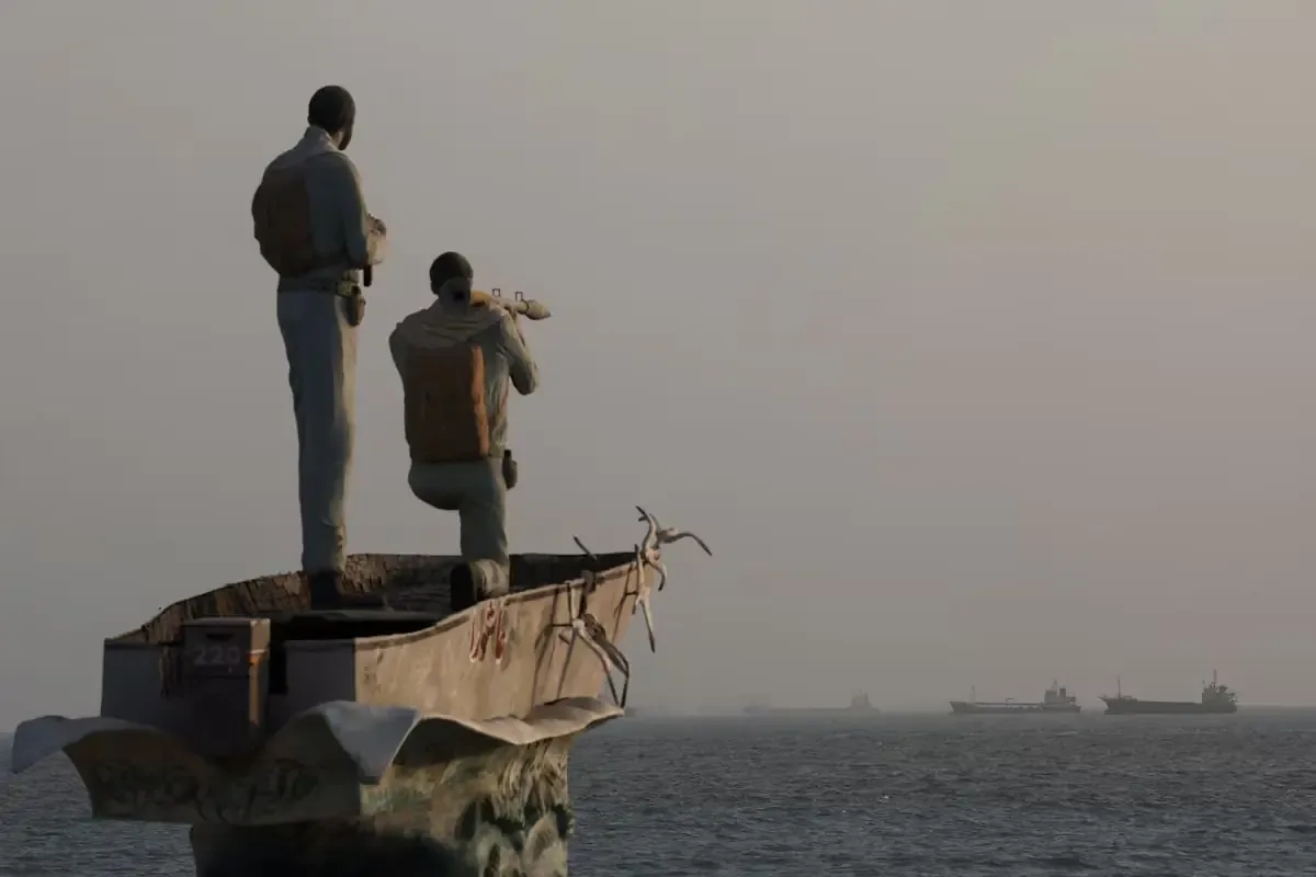 El conflicto en el estrecho de Ormuz afecta gravemente el comercio global y la seguridad marítima.