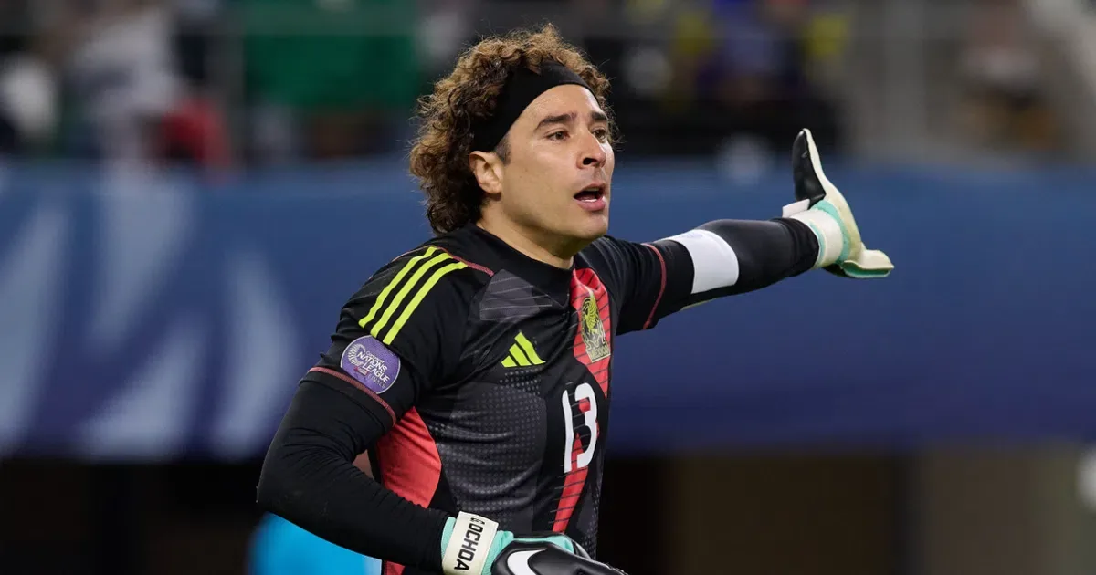 Guillermo Ochoa, portero mexicano, busca volver a la Selección Nacional.
