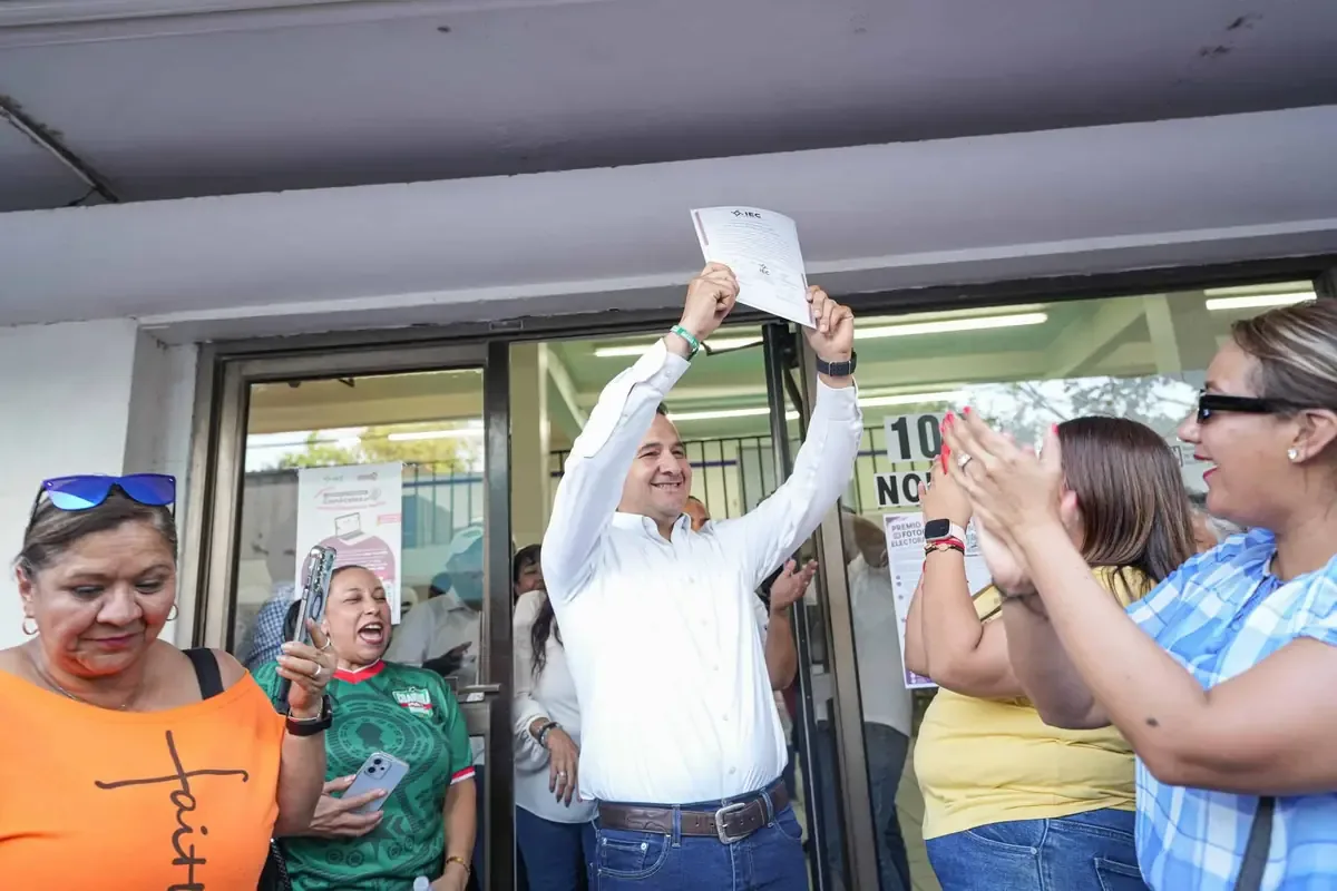 El diputado reelecto se compromete a continuar trabajando por la comunidad.