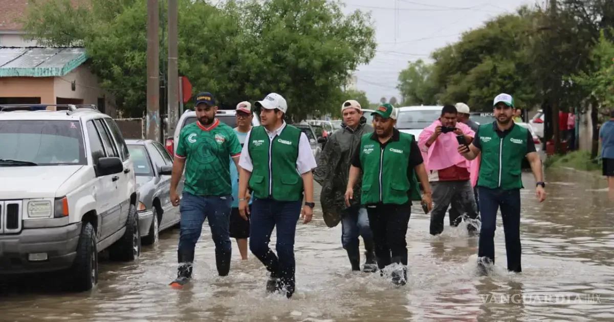 El diputado local se une a esfuerzos de atención a familias afectadas por las intensas lluvias.