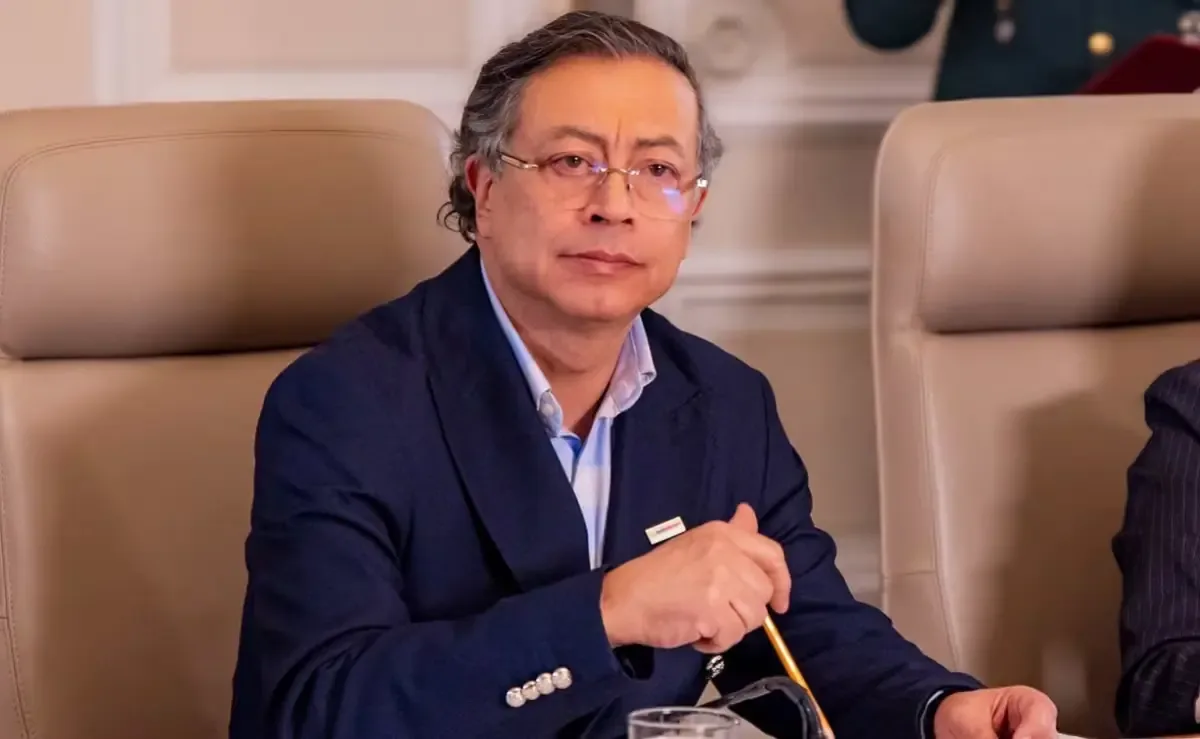 El exmandatario colombiano discutirá el impacto político en Colombia tras la victoria de Abelardo de la Espriella.