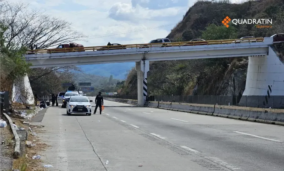 Habitantes de Guerrero levantan bloqueo en la Autopista del Sol tras negociación.
