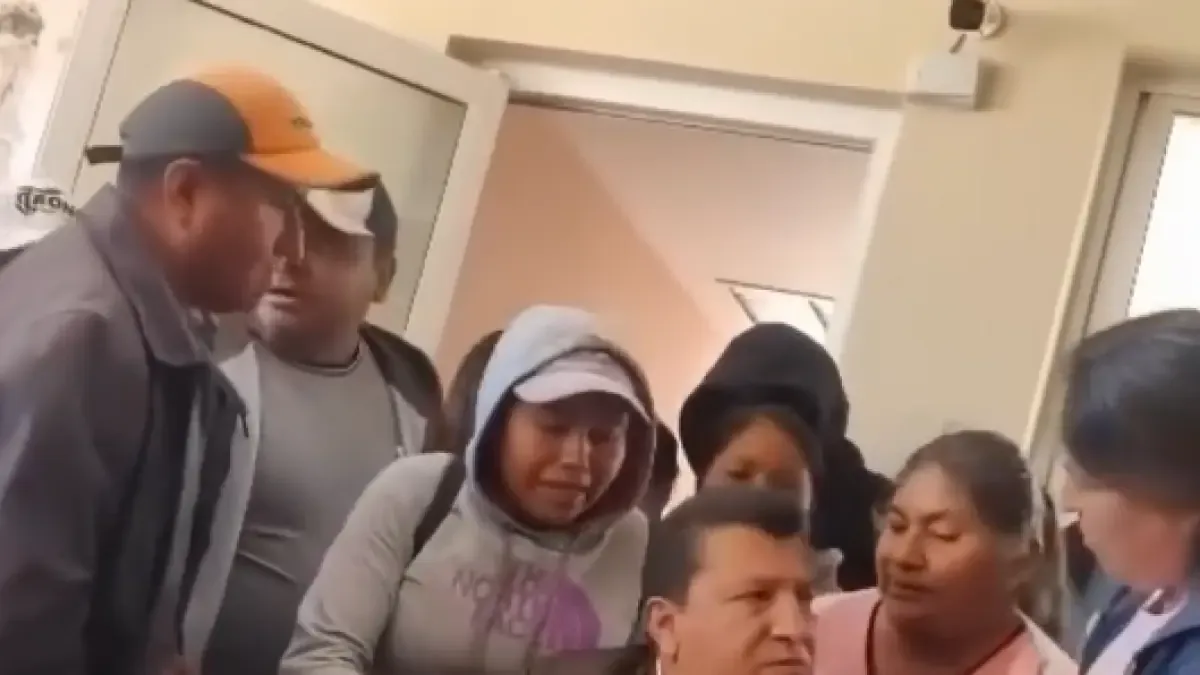 La manifestación busca respuestas sobre proyectos pendientes y falta de atención a necesidades urgentes de la comunidad.
