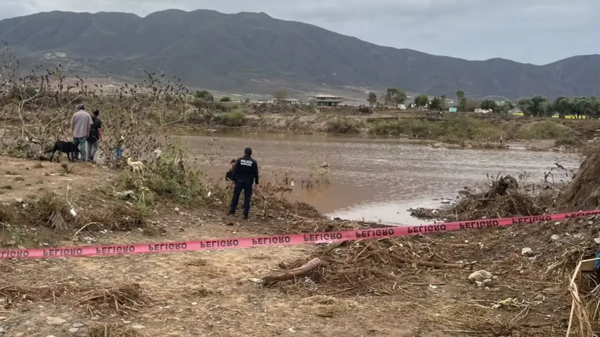 El hallazgo del cuerpo en Ensenada genera preocupación por las personas reportadas como desaparecidas tras las lluvias.