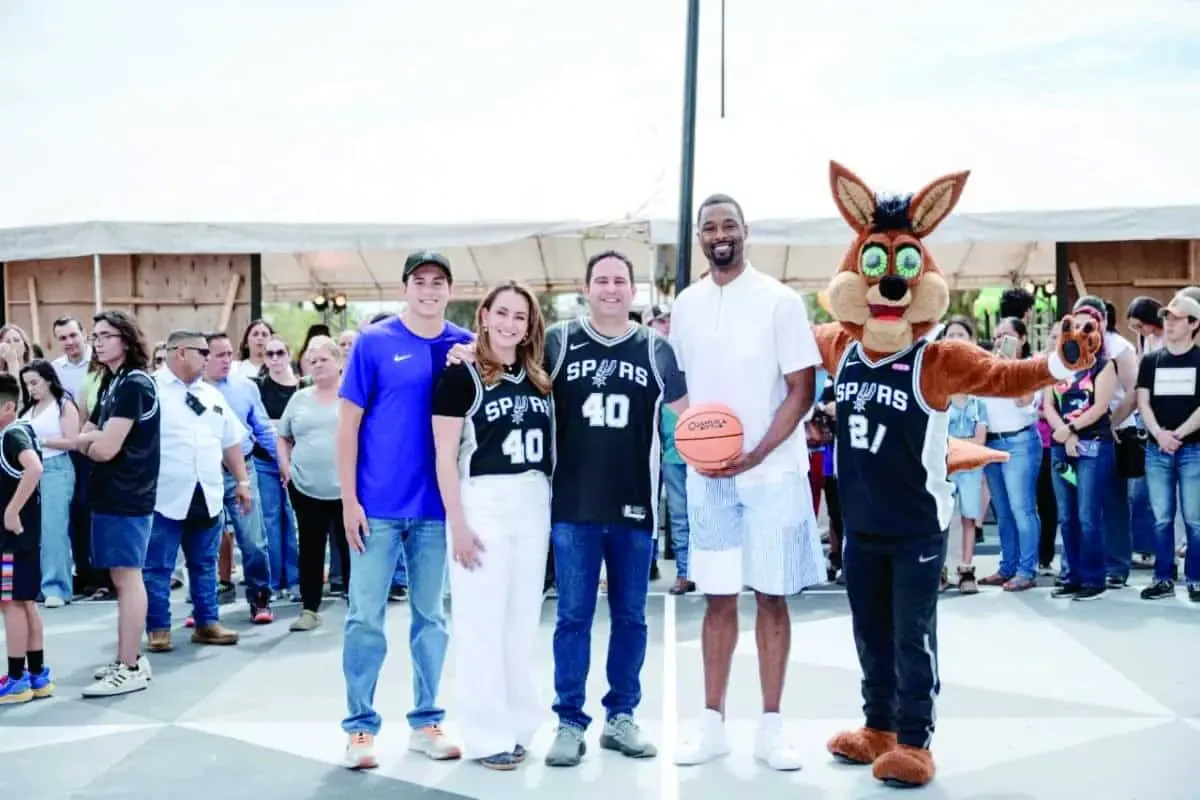 Las donaciones del jugador de la NBA benefician a miles de saltillenses con espacios renovados para el deporte y la convivencia.