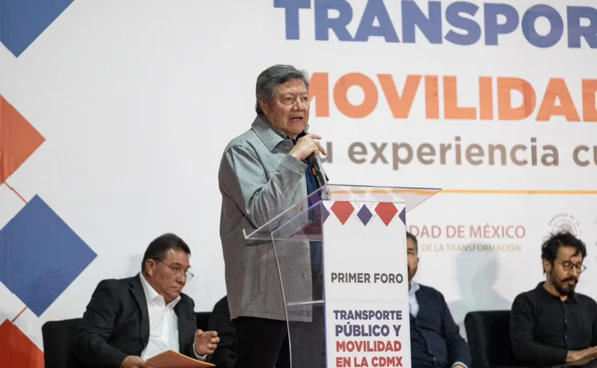 Héctor Ulises García Nieto durante el foro de movilidad en la CDMX.