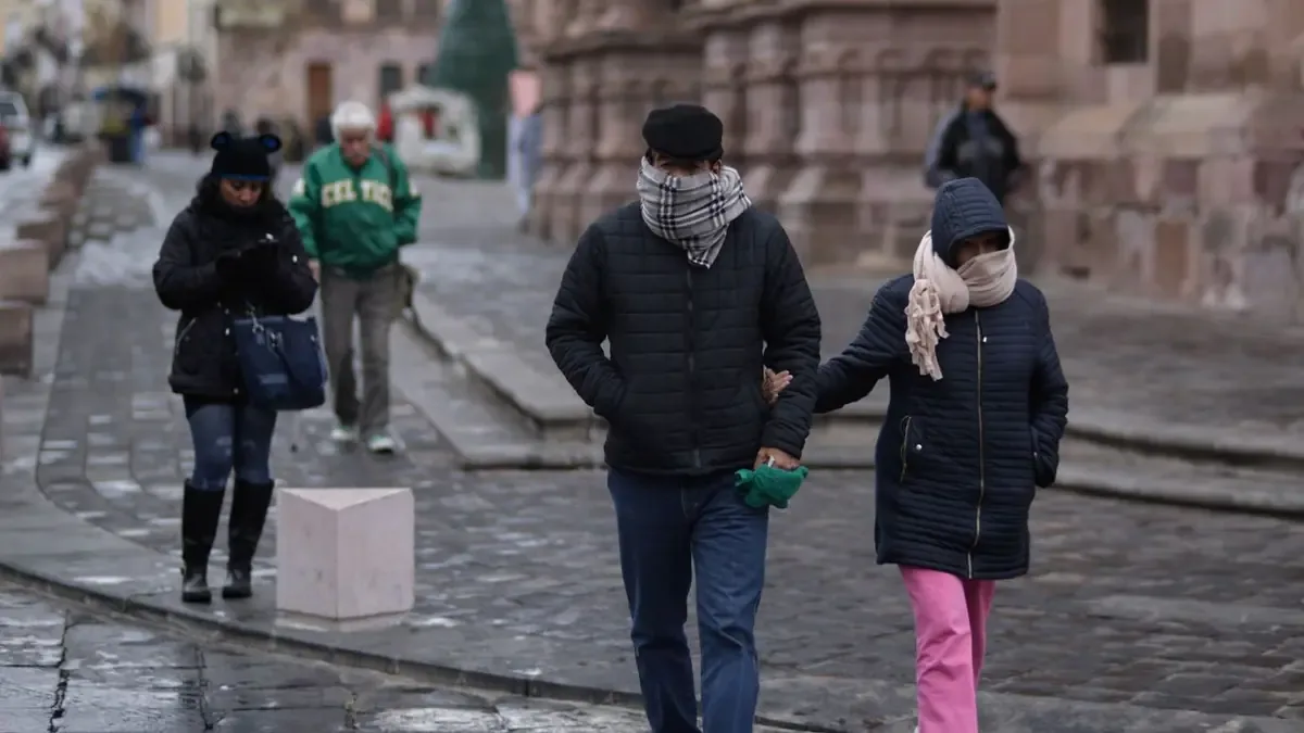 Se esperan temperaturas extremas y fuertes vientos en diversas regiones del país este sábado.