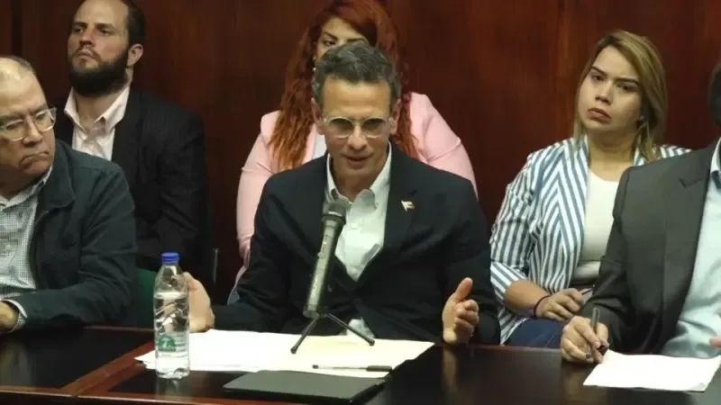 Henrique Capriles durante su conferencia sobre la situación en Venezuela.