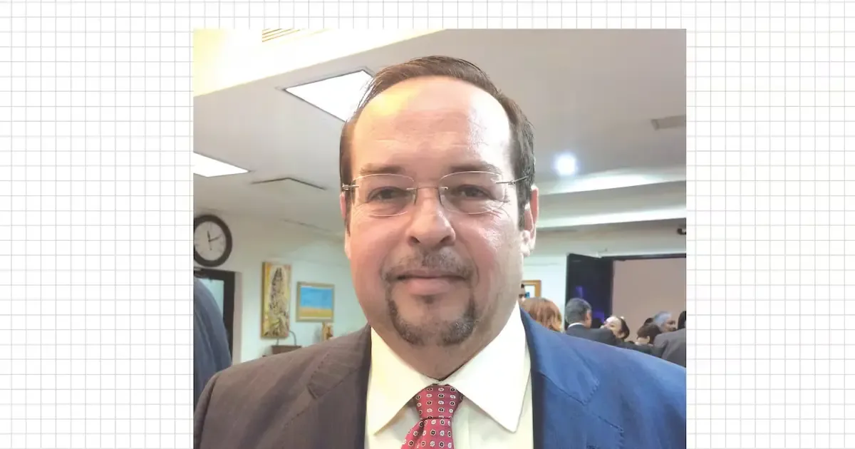 El exrector de la Unison destaca la urgencia de replantear el financiamiento universitario en México.