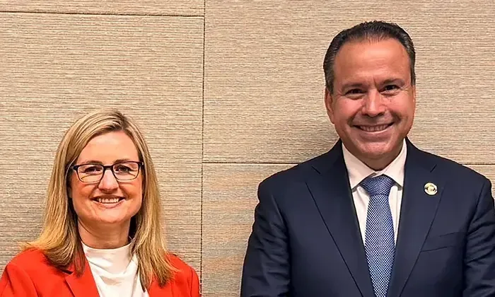 El presidente municipal promueve colaboración y desarrollo económico entre Sonora y Arizona.