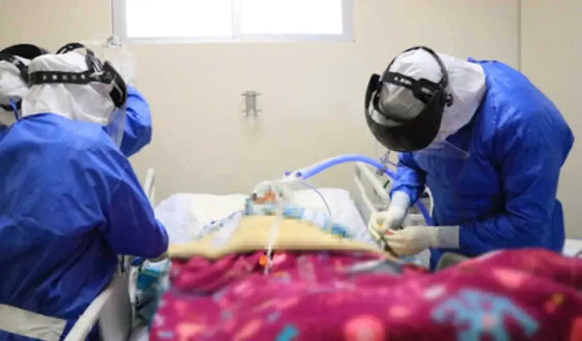 La creciente cifra de contagios y defunciones en Hidalgo genera preocupación entre autoridades sanitarias.