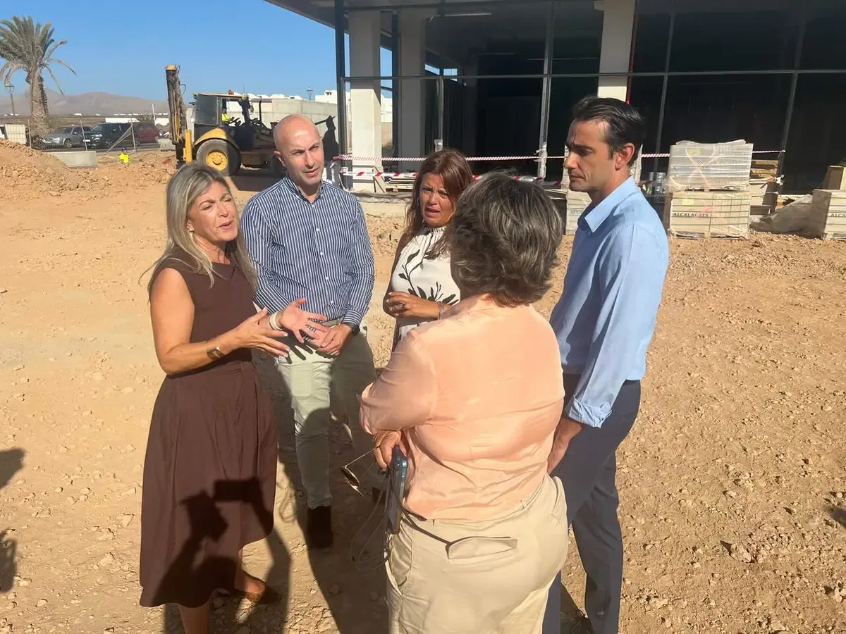 La nueva tienda en Lanzarote se suma a las reformas de otras cuatro ubicaciones en la isla.