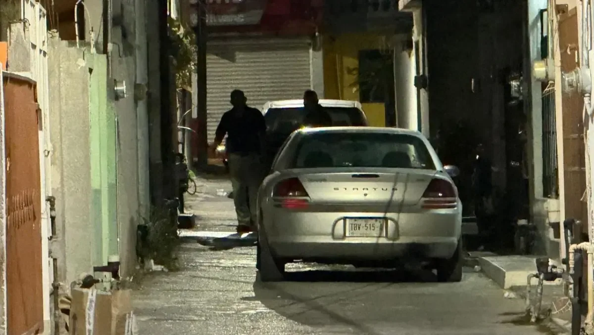 Un hombre de 32 años recibió dos disparos en la pierna tras un ataque en la colonia Infonavit Lomas de Santa Catarina.