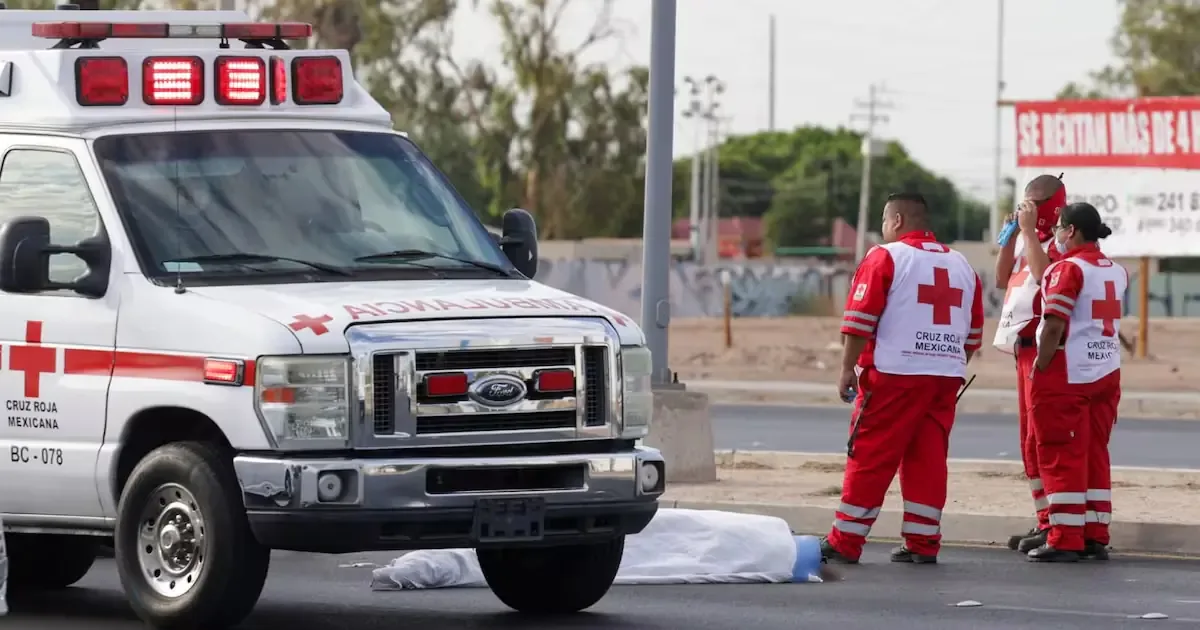La tragedia resalta el peligro de las vialidades en horarios pico.
