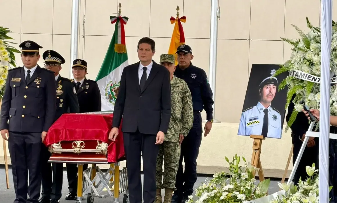 La comunidad despide a José Luis López Guzmán, agente comprometido con la seguridad.