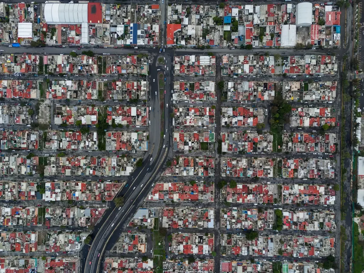 La reducción de homicidios en México destaca avances en seguridad nacional.