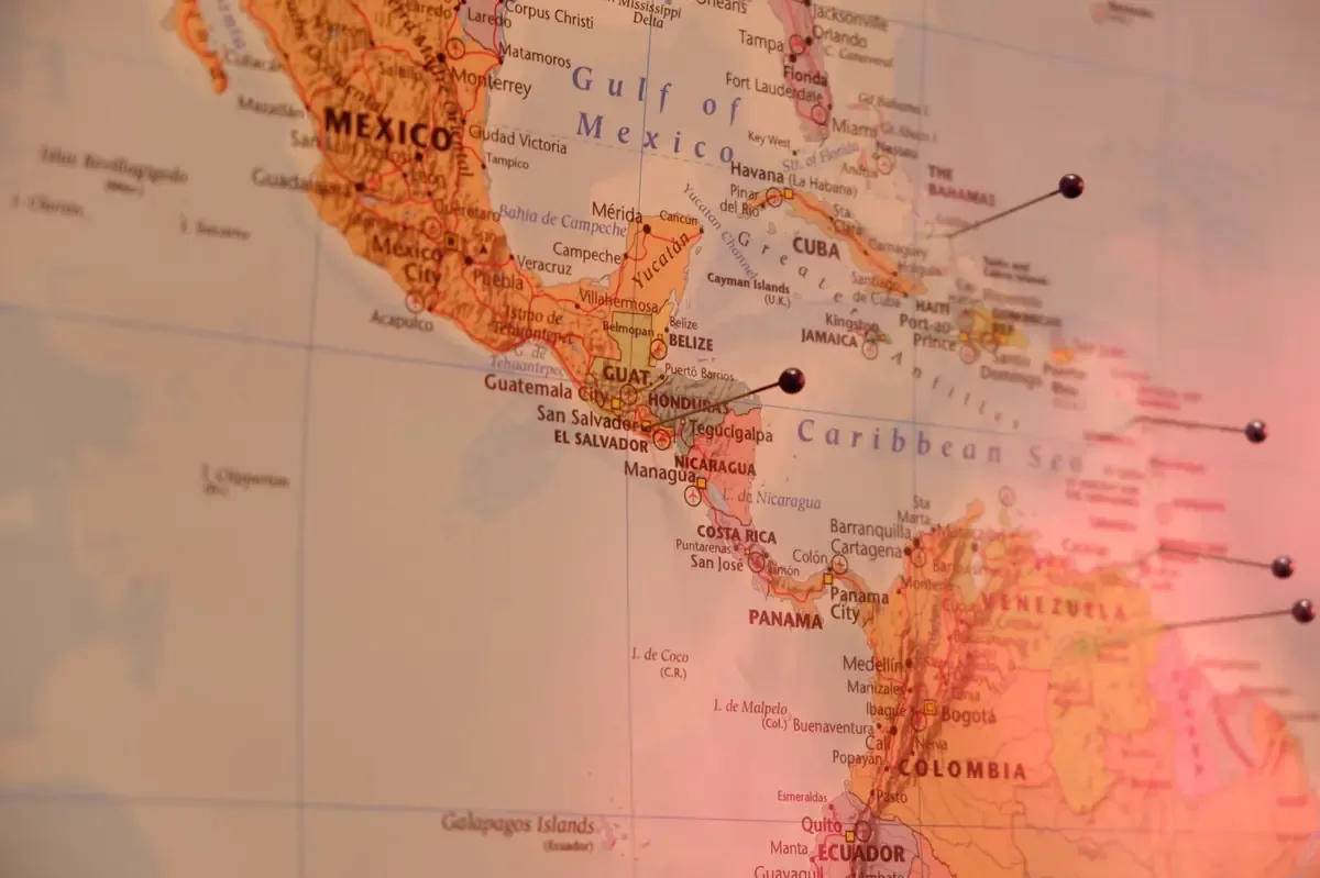 Las deportaciones generan interrogantes sobre los procesos de retorno y protección internacional.