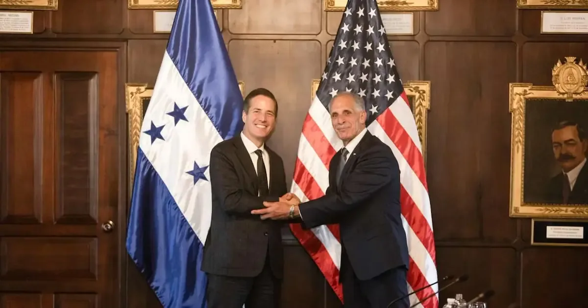 La reunión entre Nasry Asfura y Bernie Moreno busca enfrentar desafíos comunes en la región.