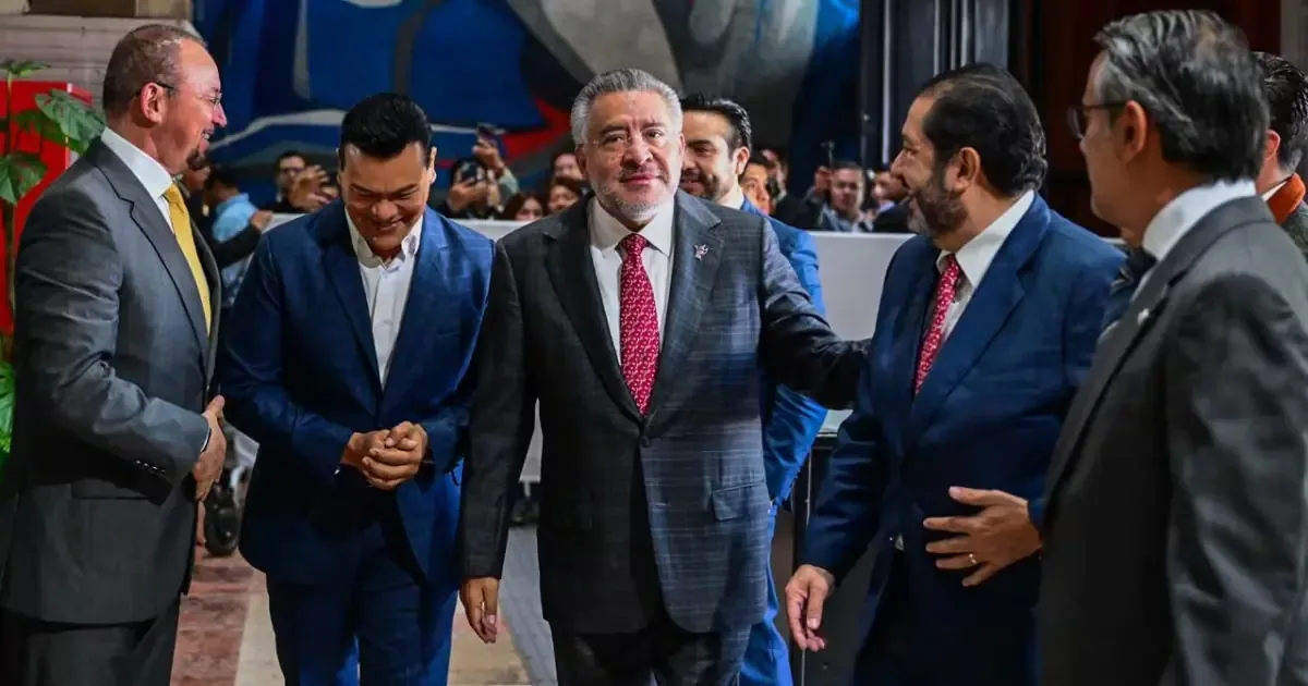 La comparecencia del secretario general de Gobierno detalla avances en seguridad, infraestructura y desarrollo social.