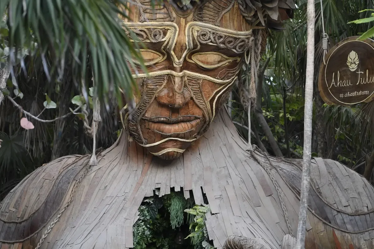 Este reconocimiento resalta la fusión de arte y sostenibilidad del hotel en su propuesta turística.