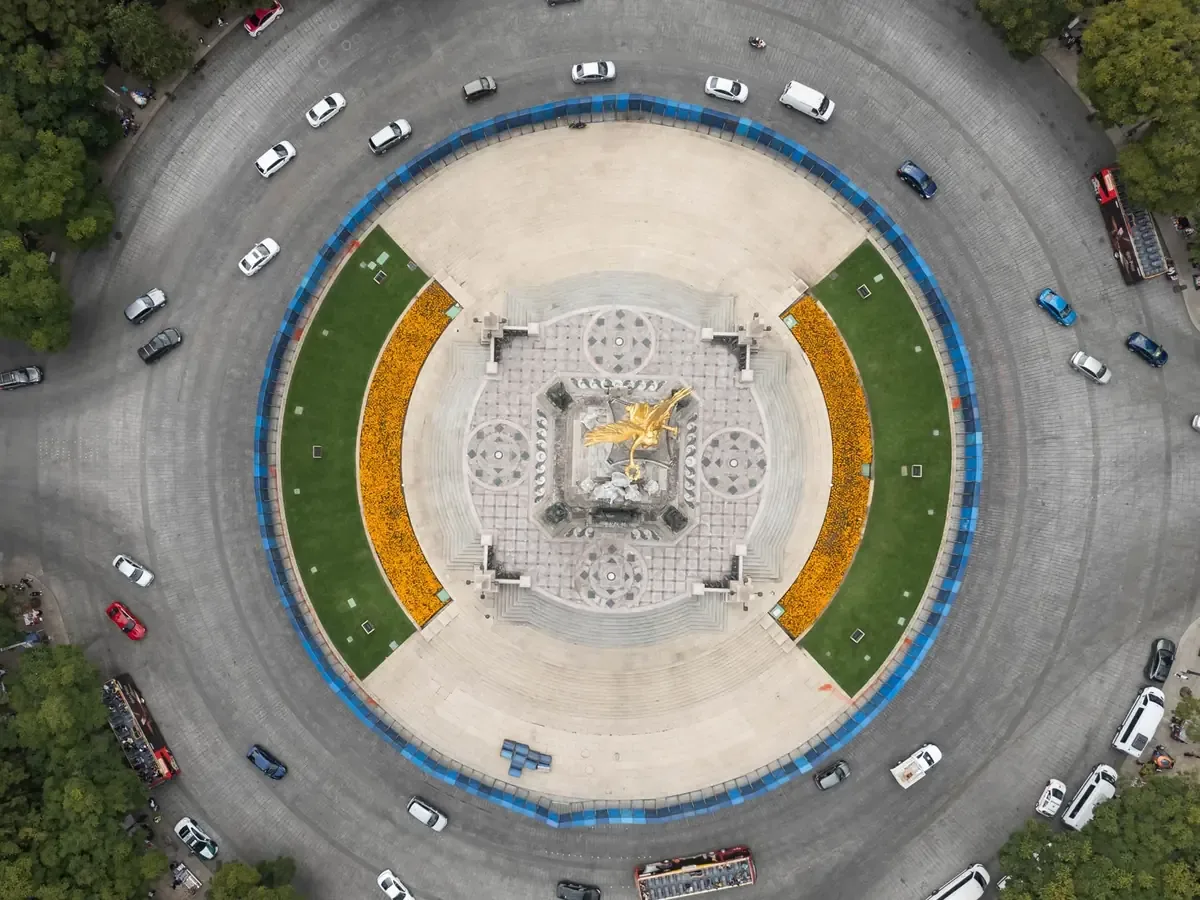 Consulta qué autos no pueden circular en el Valle de México este martes.