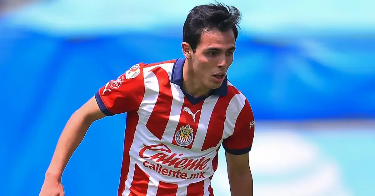 El joven talento se prepara para liderar el ataque rojiblanco en el Apertura 2026.