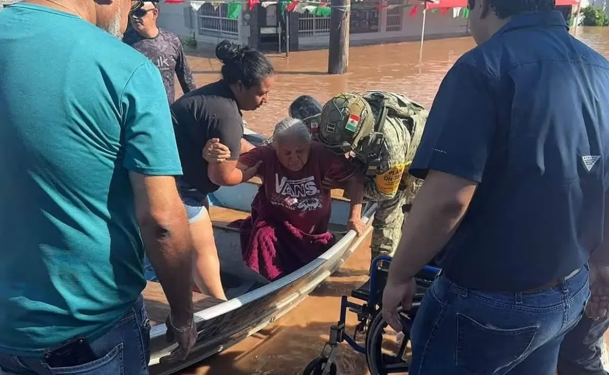 Tormentas generadas por el huracán Polo inundan comunidades y afectaron servicios públicos en el sur de Sonora.