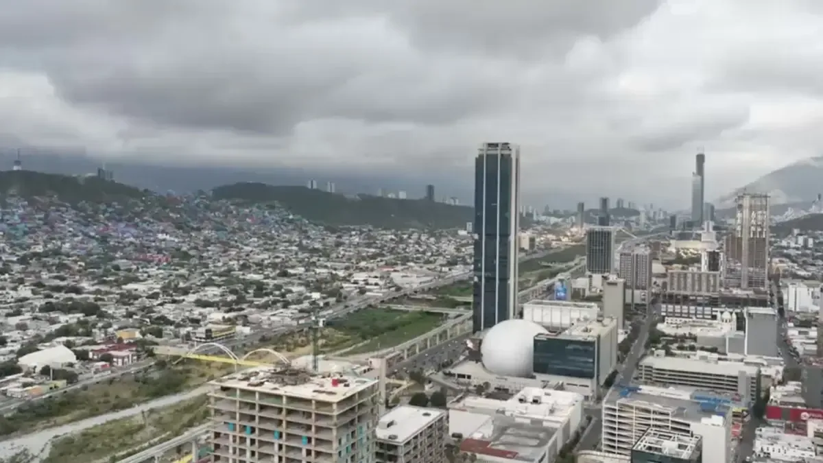 La combinación del huracán Polo y un frente frío cambiará el clima en Nuevo León.