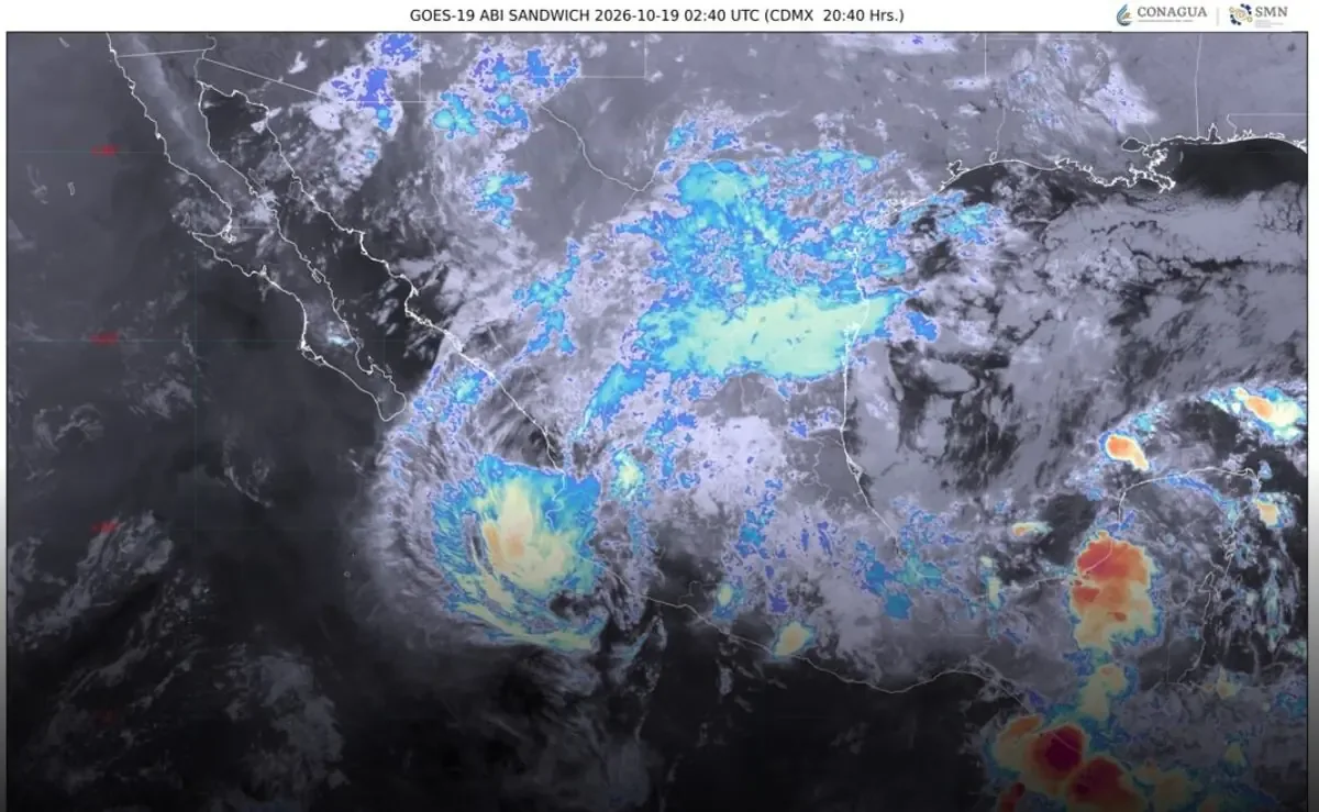 El huracán Trudy, ahora categoría 1, ocasiona lluvias intensas en la costa mexicana.