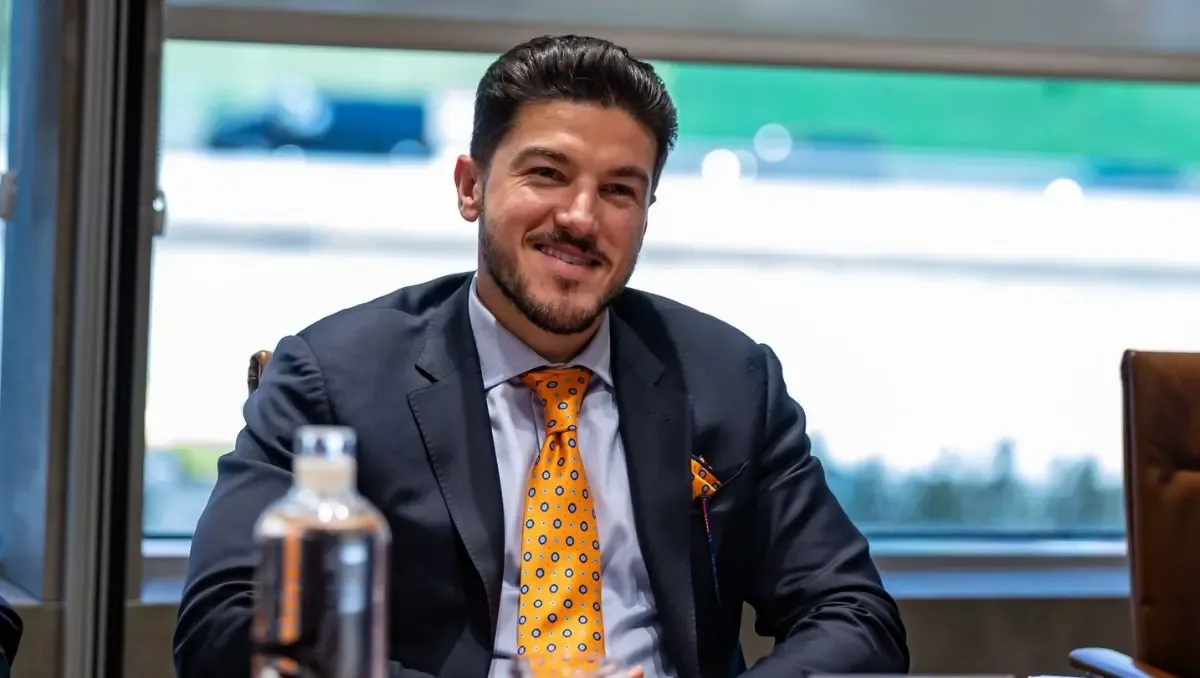Samuel García anuncia inversión hotelera y nuevos vuelos con Iberia, impulsando el turismo en Nuevo León.