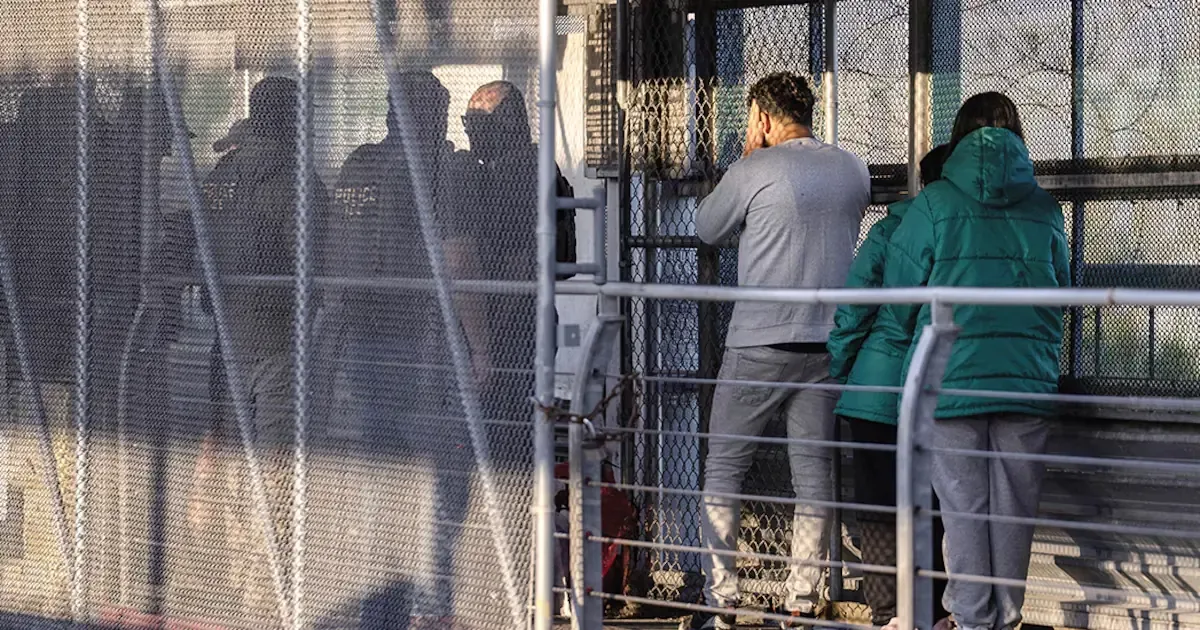 La innovación tecnológica del ICE aumenta la presión sobre migrantes mexicanos en EE. UU.
