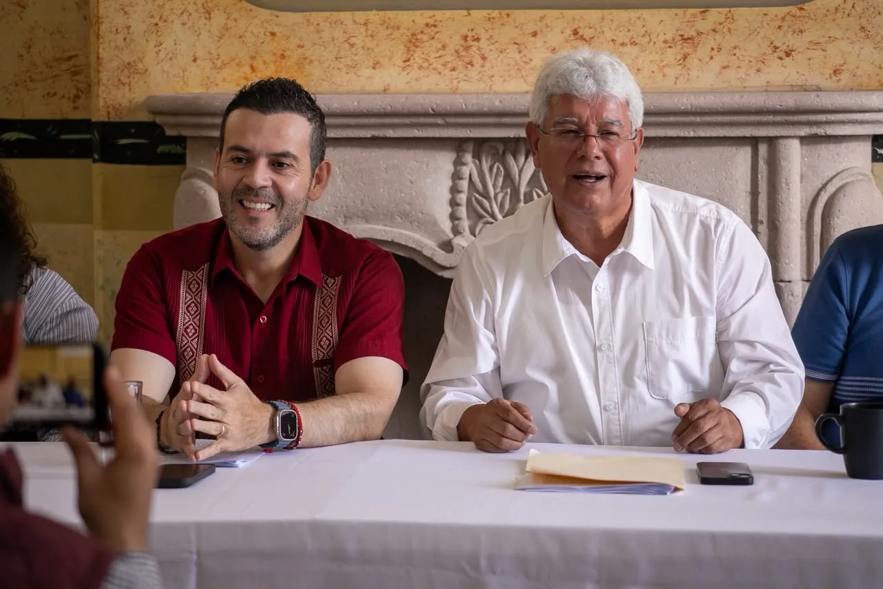 LOS CONVENCIONISTAS CIERRAN FILAS CON ULISES MEJÍA EN DEFENSA DE LA TRANSFORMACIÓNv