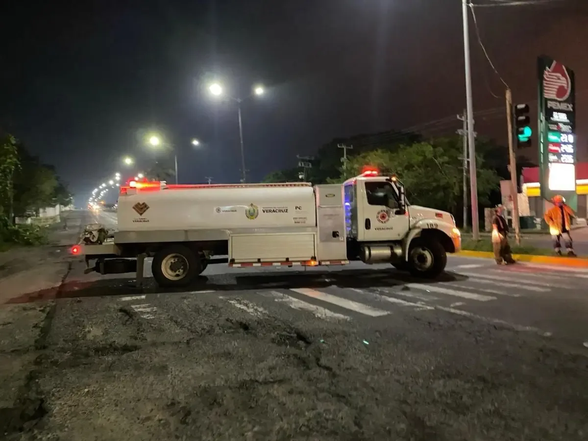 Imágenes de la respuesta de emergencia tras la fuga de amoniaco en Cosoleacaque.