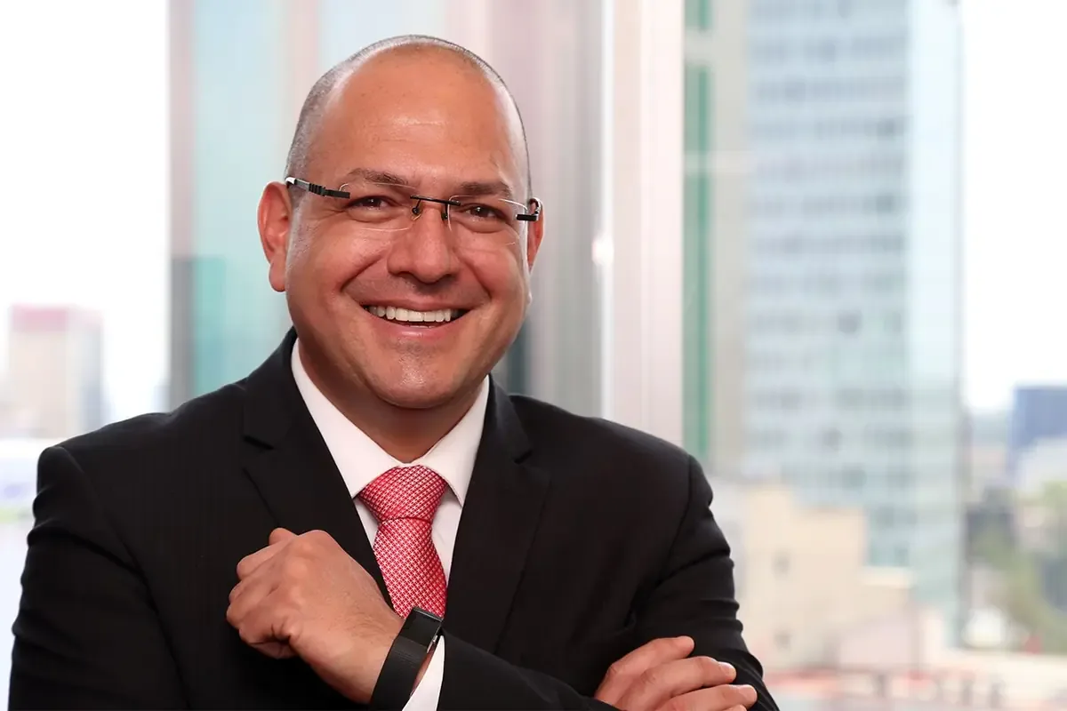 El panorama energético 2026 puede aumentar los costos logísticos para las empresas en Querétaro debido a la volatilidad de los combustibles.