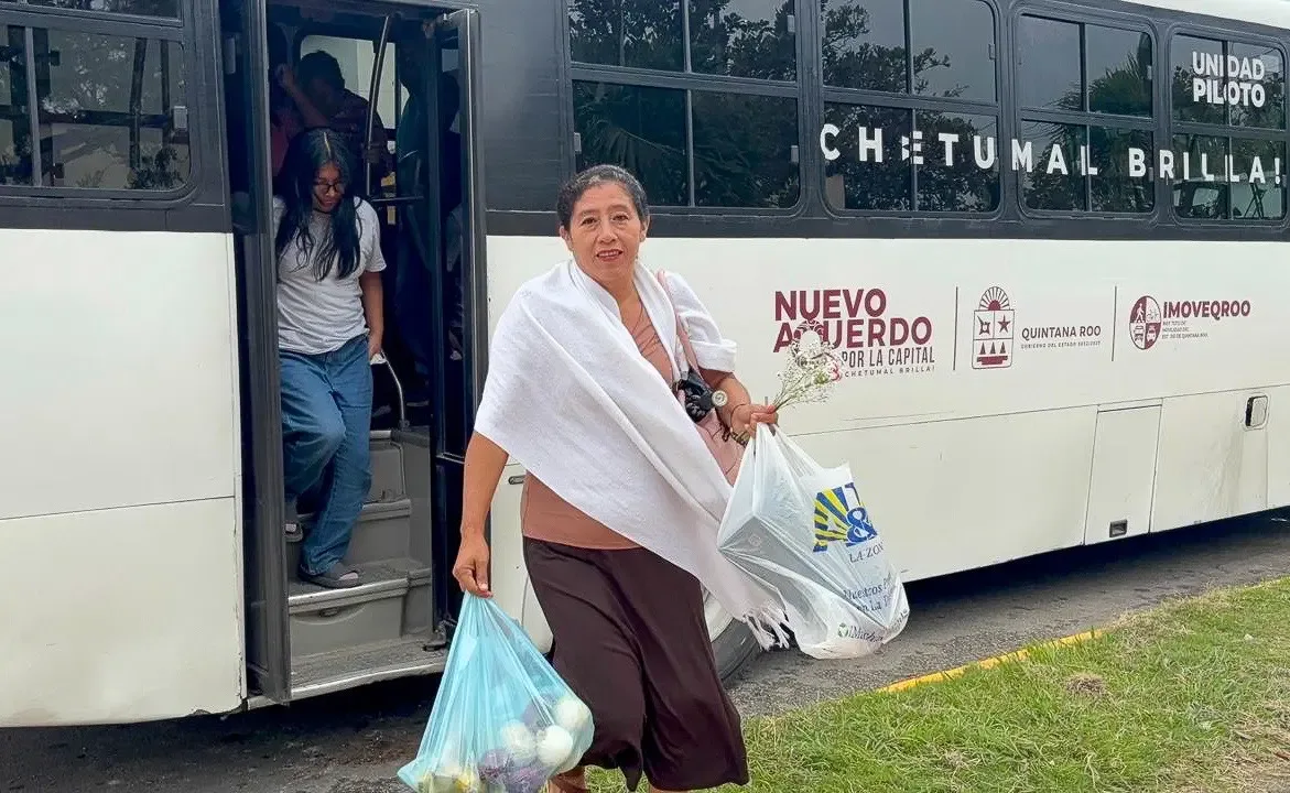 Implementación del transporte gratuito dominical en Chetumal.