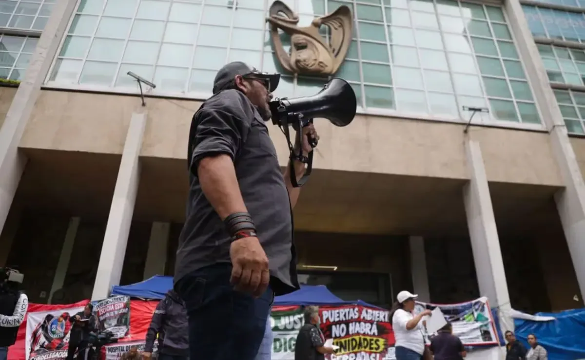 La propuesta de aumento al salario de los trabajadores del IMSS se queda corta ante las demandas del personal.