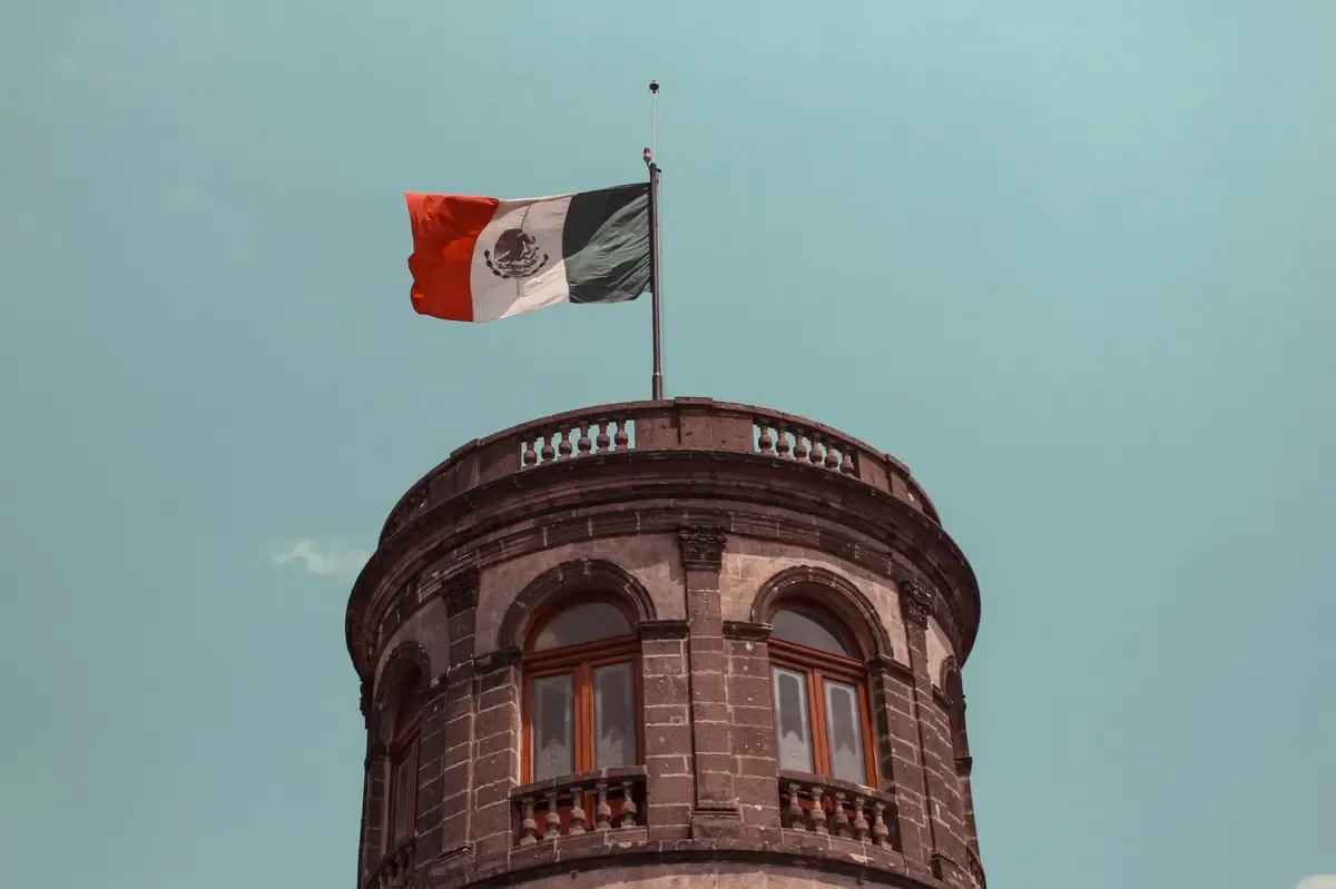 El INAH aclara que el Castillo de Chapultepec no está disponible para celebrar bodas ni eventos privados.