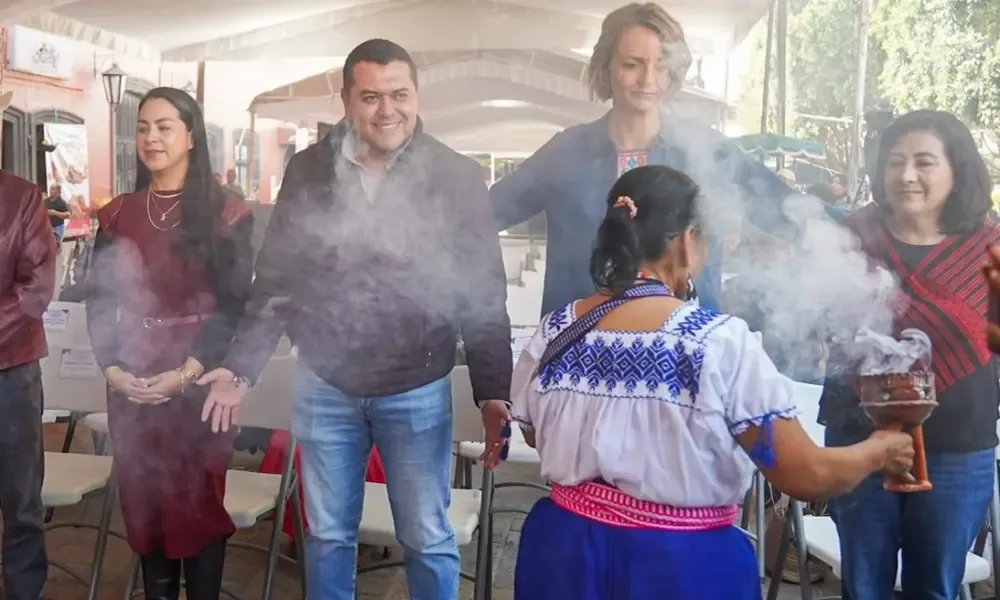 Inauguración del programa "Cocina y Tradición de México" en Pedro Escobedo.