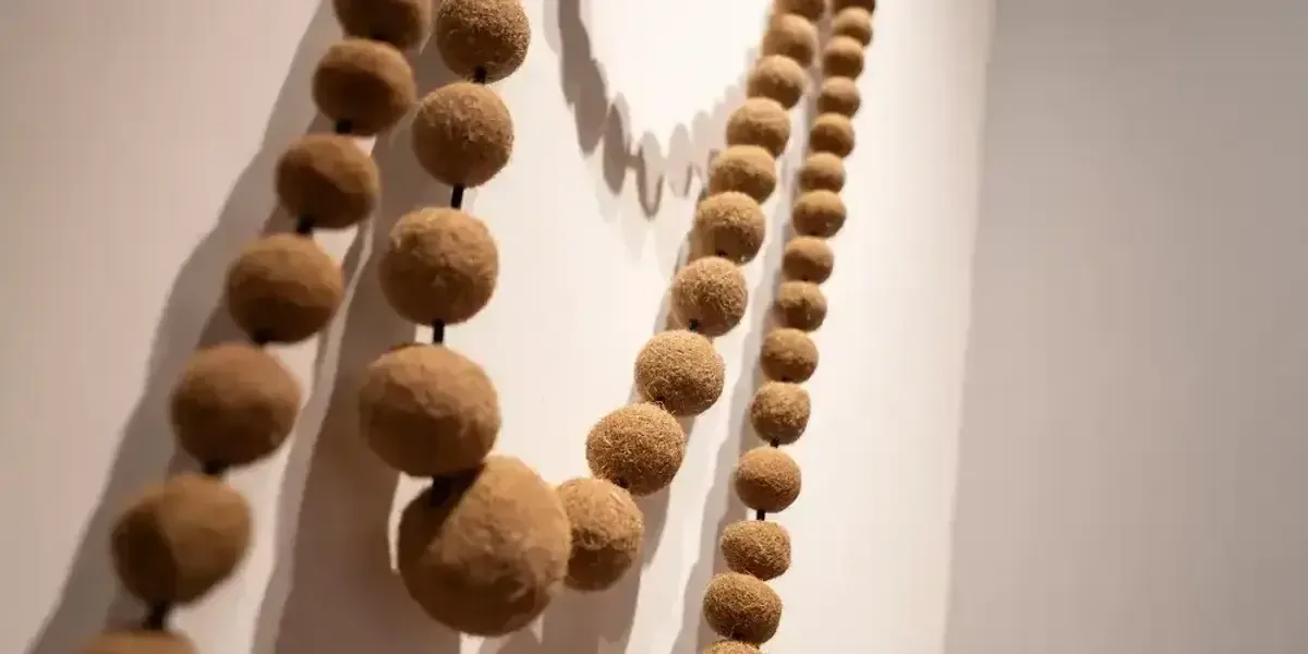 La muestra de Trine Ellitsgaard combina cultura textil tradicional y contemporánea en el Museo Textil de los Pueblos Indígenas y Afromexicanos.