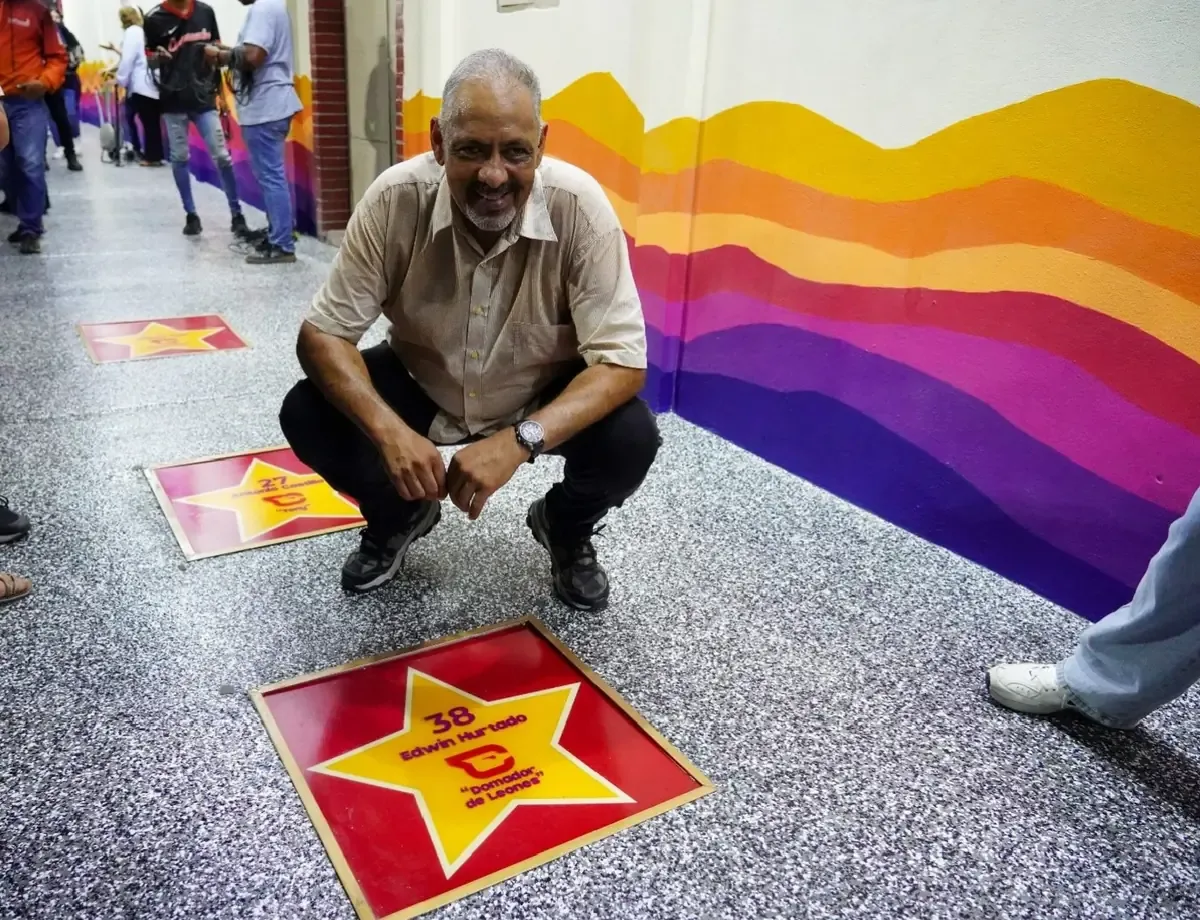 La Galería y Paseo de las Estrellas honran a figuras icónicas del béisbol en Barquisimeto.