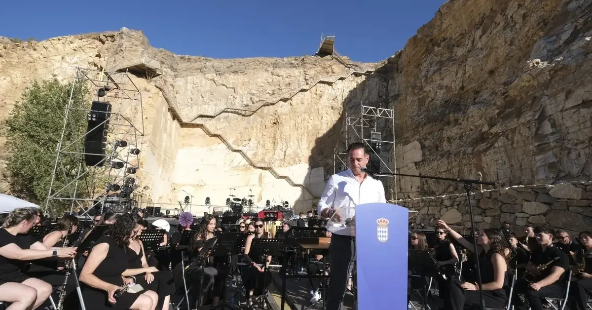 Este nuevo espacio propone una experiencia inmersiva sobre la historia del mármol.