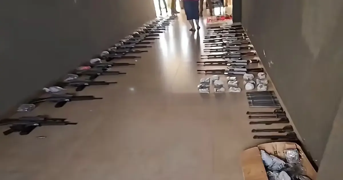 Las armas, que tenían destino Brasil, fueron decomisadas durante un operativo de la SENAD.
