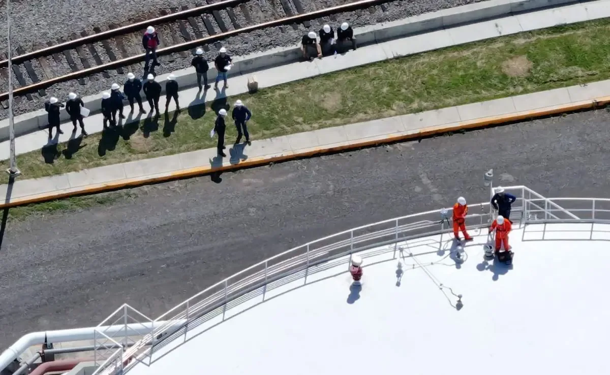 La operación se realizó en un centro de almacenamiento relacionado con el huachicol en Guanajuato.