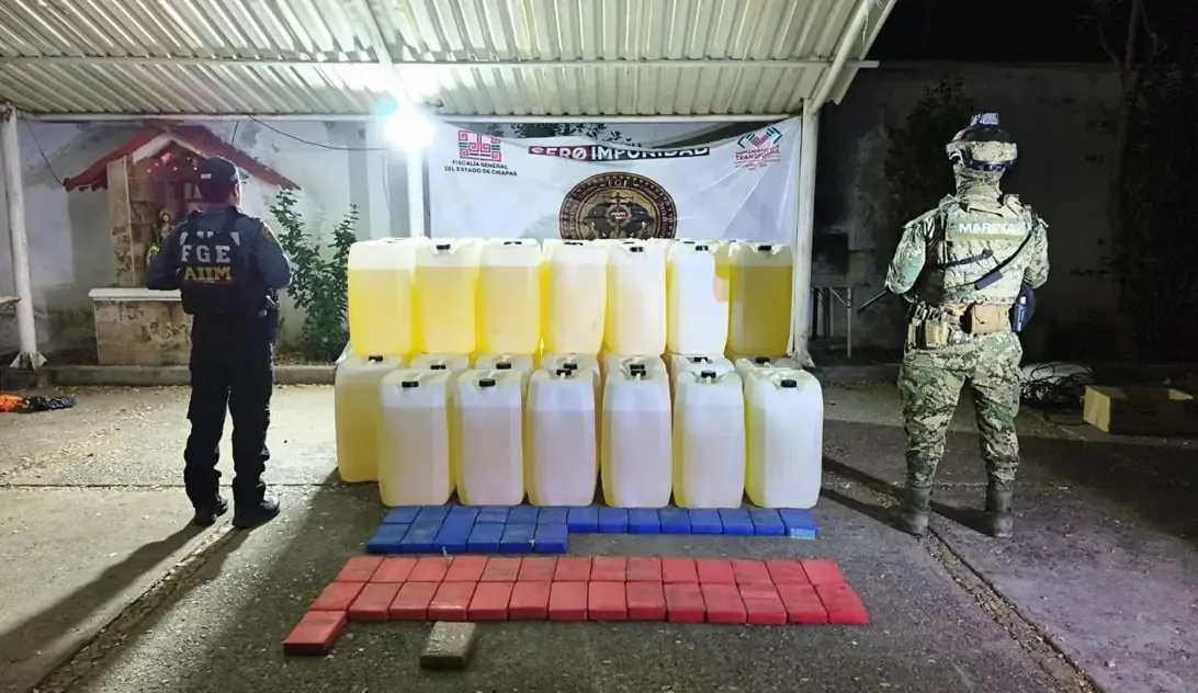La Secretaría de Marina y autoridades locales aseguran sustancias y detienen a cuatro personas en Chocohuital.