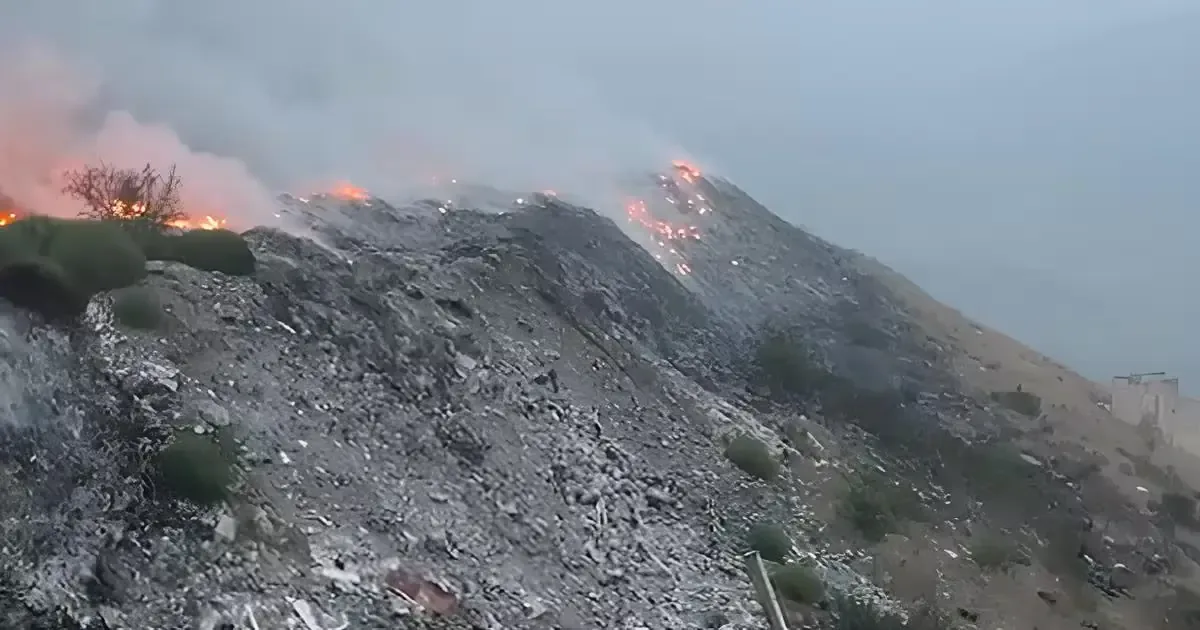 Bomberos de Tijuana luchan contra un incendio de basura y atienden múltiples emergencias en 24 horas.