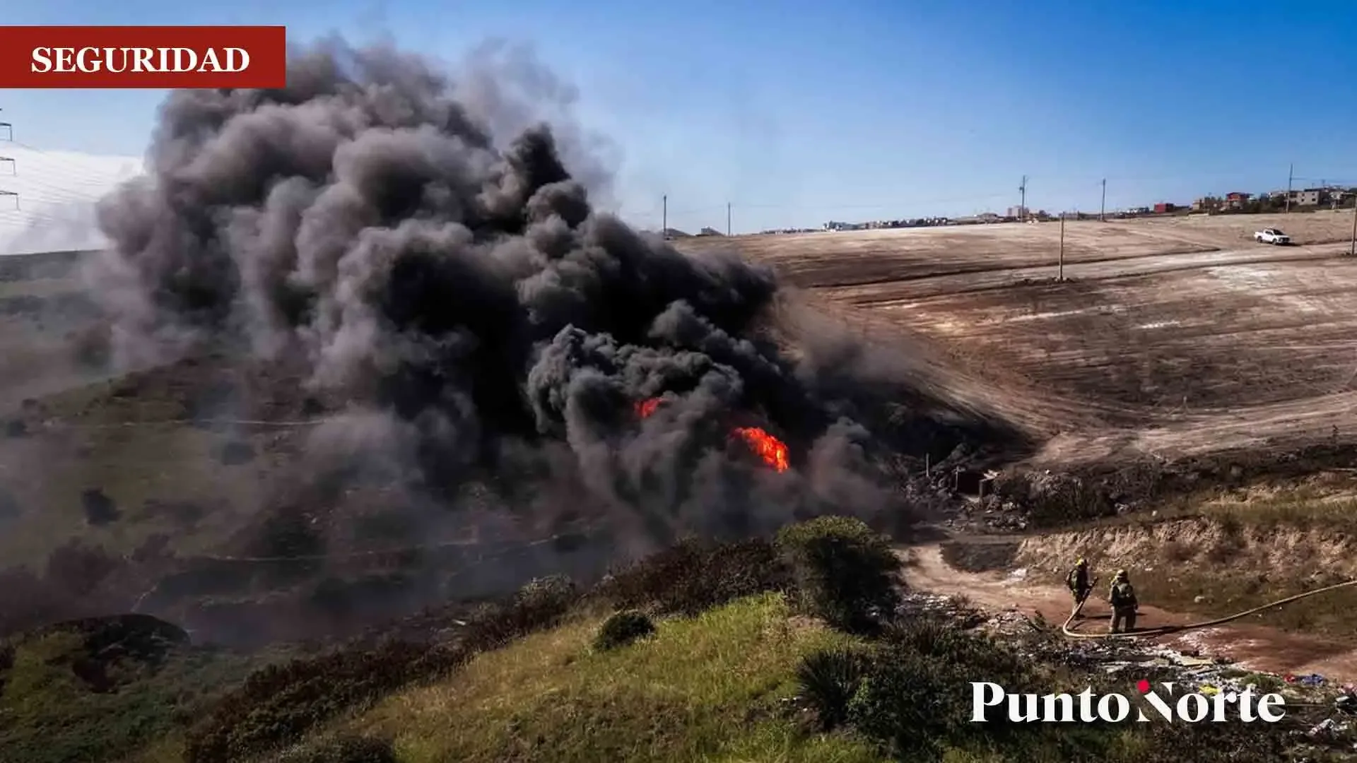 Incendio en ducto de Pemex en Playas de Rosarito el 4 de febrero.