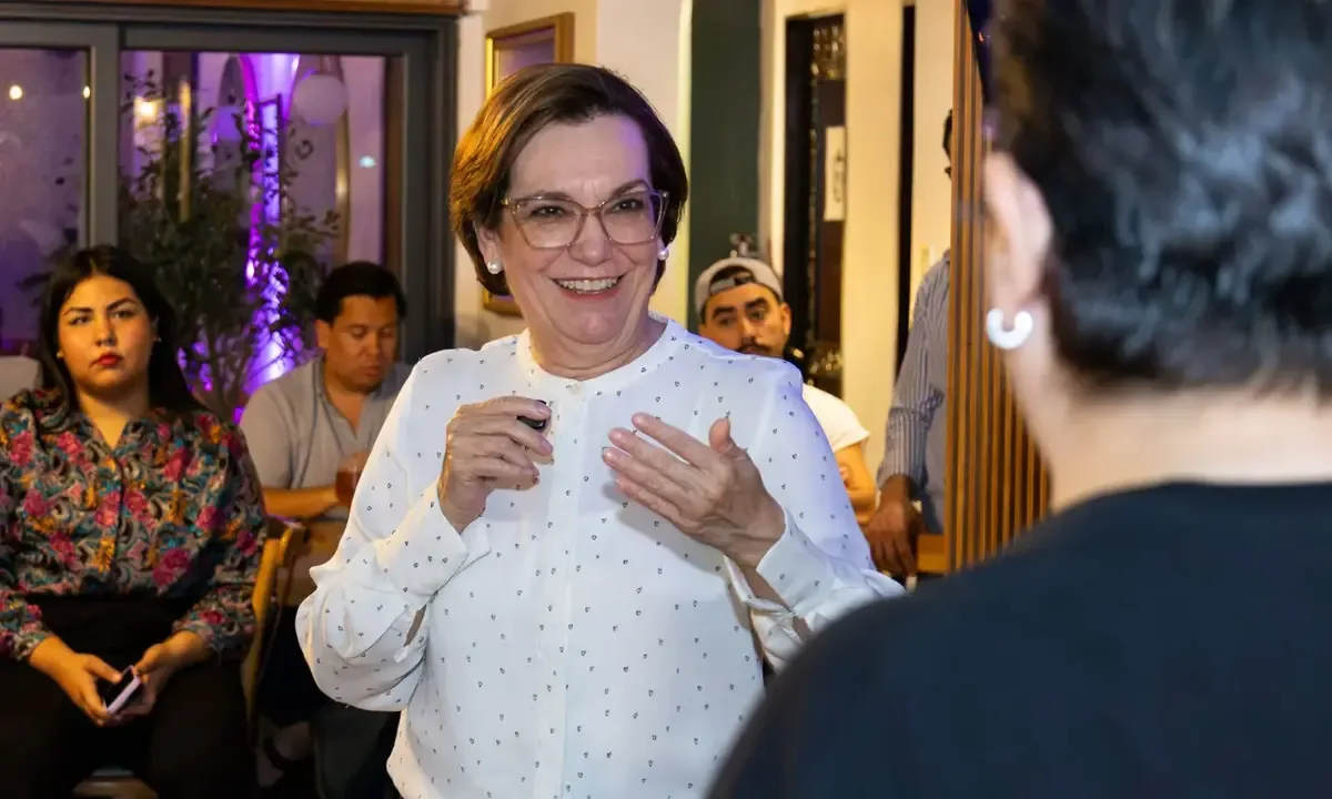 María Dolores del Río aboga por un enfoque participativo en la solución de problemas comunitarios en Sonora.
